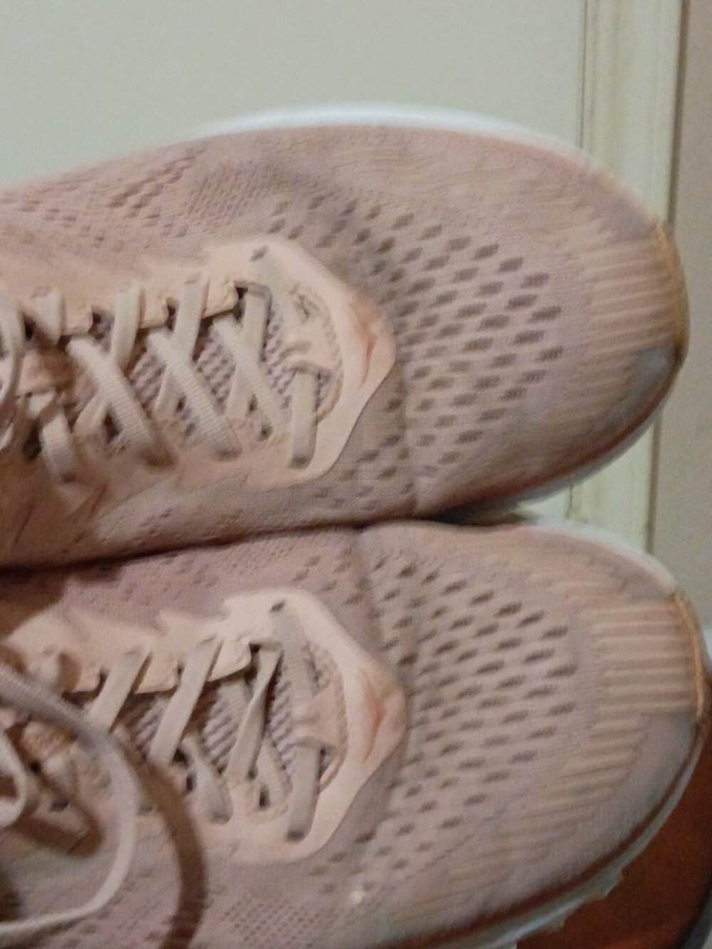 Hoka One One Clifton 7 Women's Sneakers Women's Size 11B 1110509 Pale Mauve - Picture 15 of 15